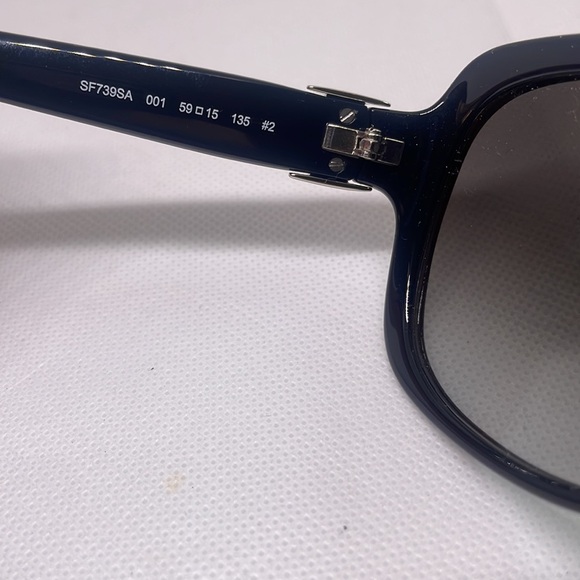 Salvatore Ferragamo Sunglasses with case - Picture 7 of 8